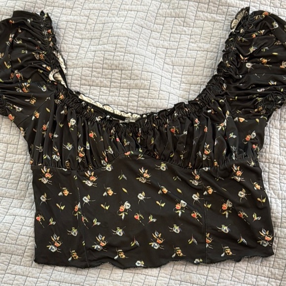 Urban Outfitters Tops - Urban Outfitters Black Ruffled Crop Top